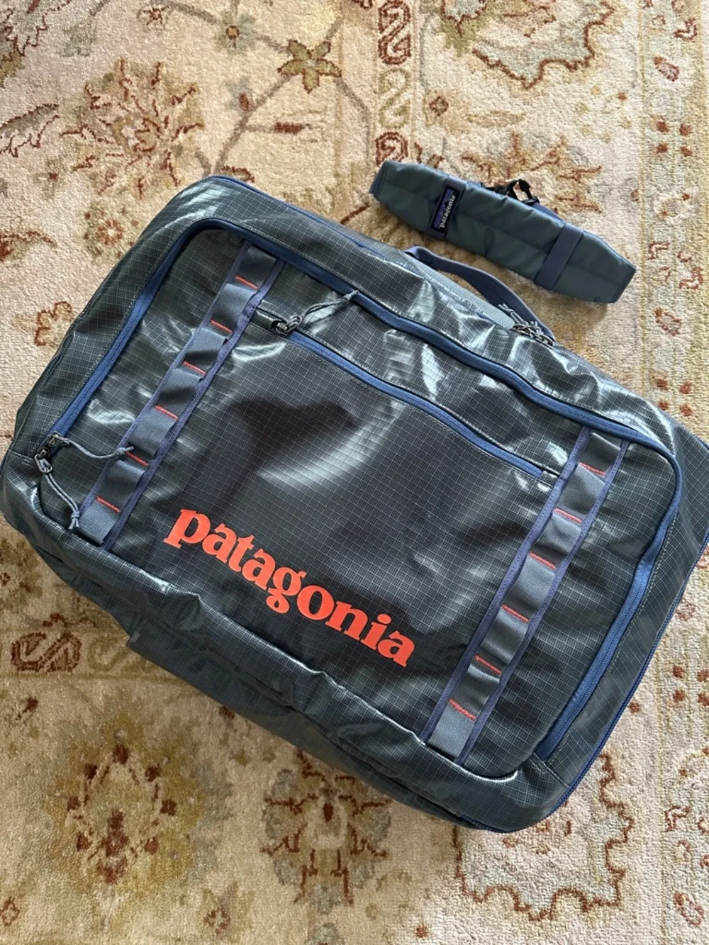 Patagonia Black Hole MLC 45L